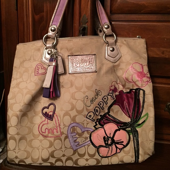 Large Poppy coach purse
