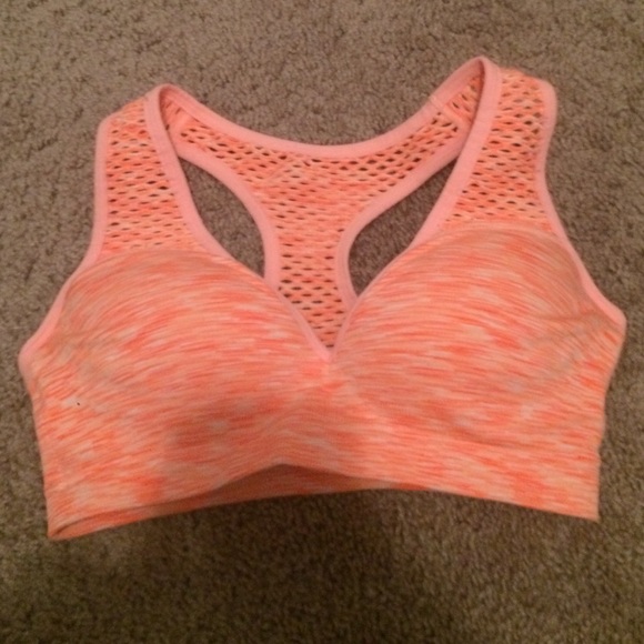VS Pink sports bra