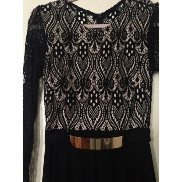 WINDSOR: Lacey Black Dress - Picture 2 of 3