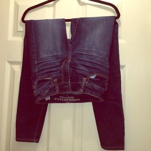 New dark wash American Eagle Outfitters jeans!