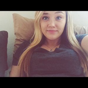 Meet your Posher, Marissa