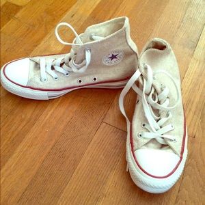 Size 6 converse