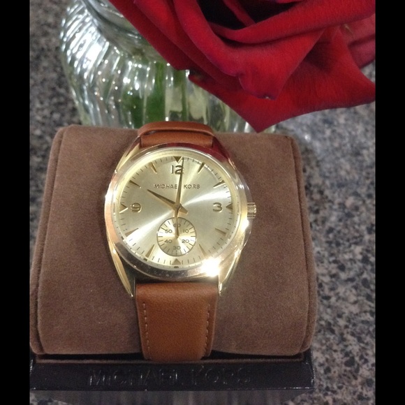 MK BROWN LEATHER WATCH - Picture 2 of 4