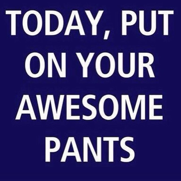 POSHAHOLIC!! 💥🙋🌅💃🎶✈️🇺🇸💎👓👛👠👗 - Picture 2 of 4