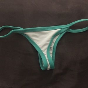 Posh pua foam string bottom