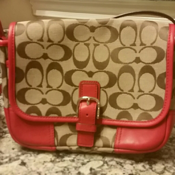 Hadley Signature Field Bag