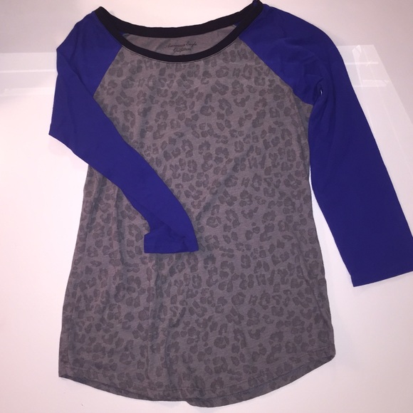 Baseball tee