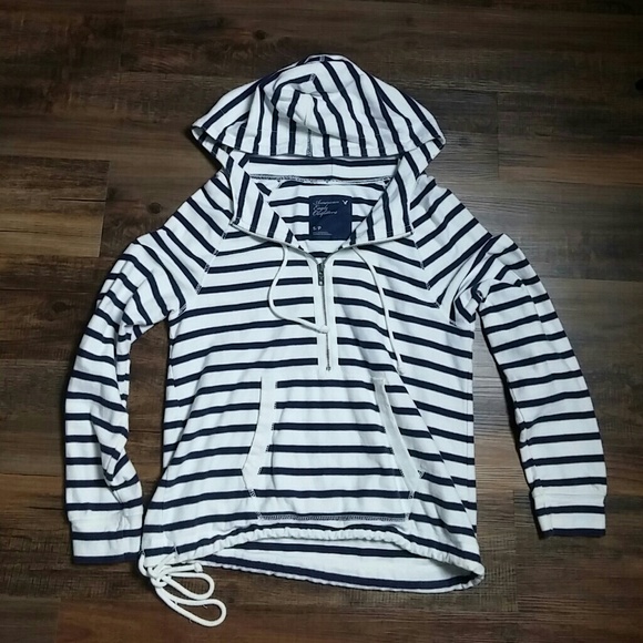 American Eagle Outfitters Sweaters - American Eagle Pullover