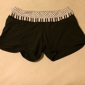 Lululemon Groovy Run Shorts