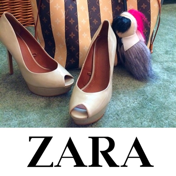 Zara Shoes - SALE Zara Taupe Patent Leather Pumps