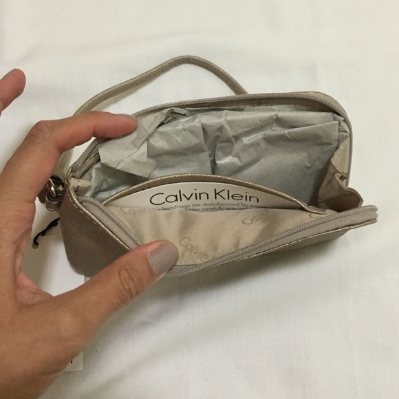 Calvin Klein Cream Wristlet - Picture 2 of 3