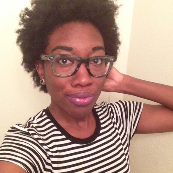 Meet your Posher, Amani - Picture 1 of 1