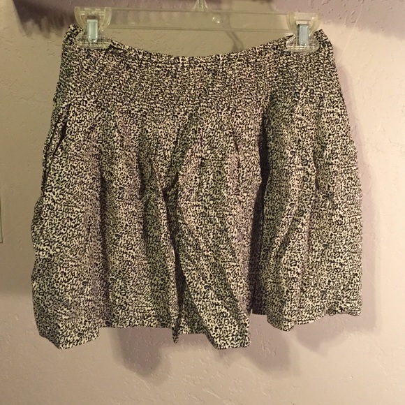 High waisted skirt