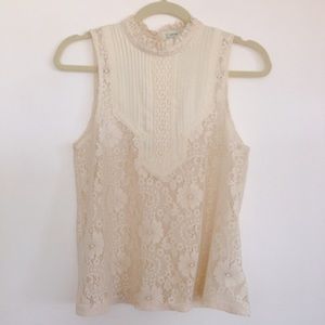 UO Lace Sleeveless Blouse
