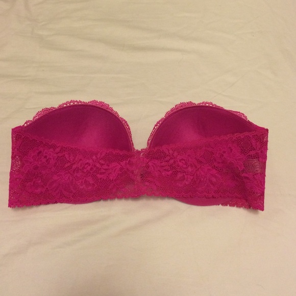 Victoria's Secret strapless bra - Picture 2 of 4