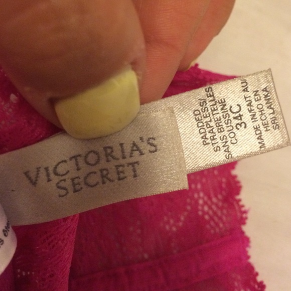 Victoria's Secret strapless bra - Picture 3 of 4