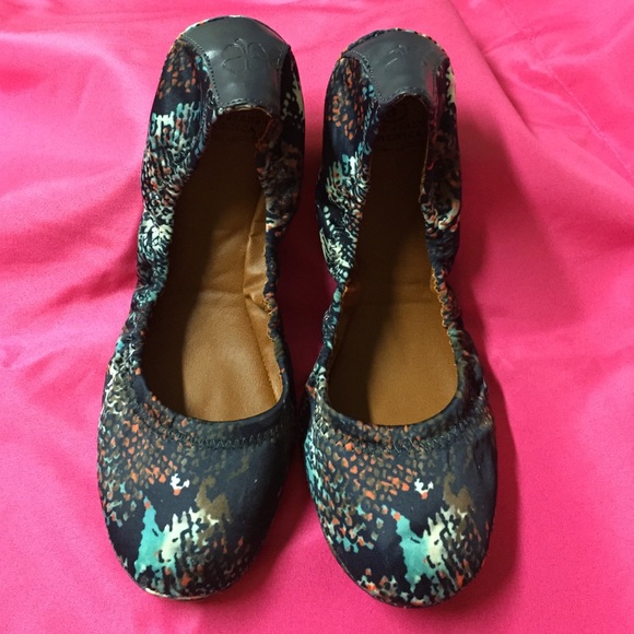 Lucky Brand Patterned Flats