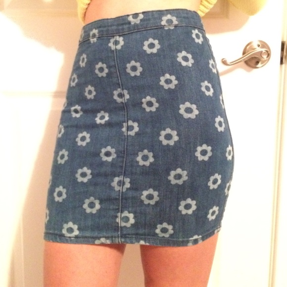H&M flower denim pencil skirt