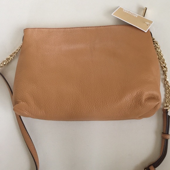 🎉HP🎊 Michael Kors Messenger Bag - Picture 4 of 4