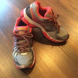 Brand new asics gel-nimbus