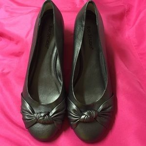 Silver/Gunmetal Knotted Flats