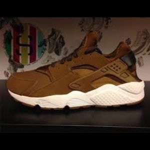 Meet your Posher, Derick