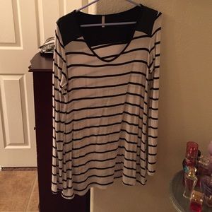 Pink blush maternity top