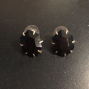 Black Kendra Scott studs