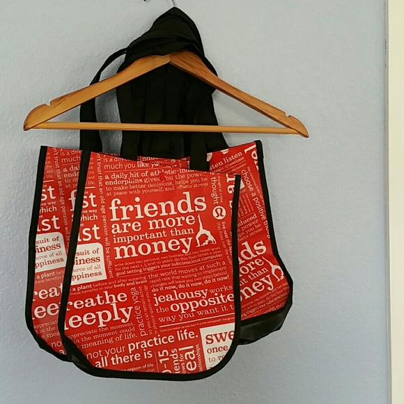 Lululemon 10 reusable bags