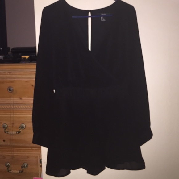 Forever 21 Pants - 💥Make An Offer💥 Forever 21 Romper
