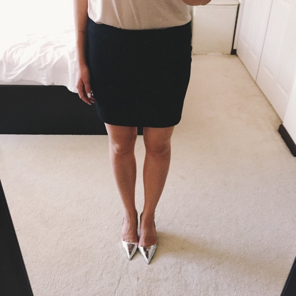 Forever 21 black skirt