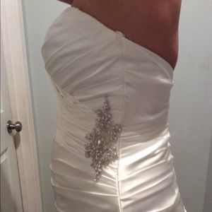 Wedding dress