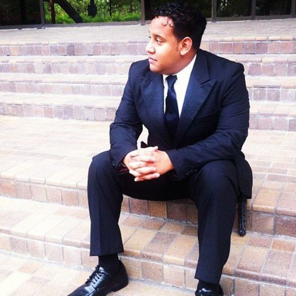 Meet your Posher, Traezare