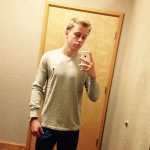 Meet your Posher, Jason