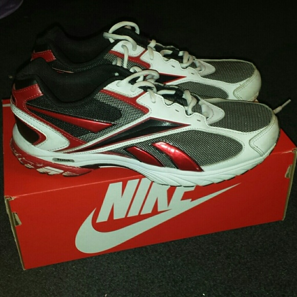REEBOK SHOESIES