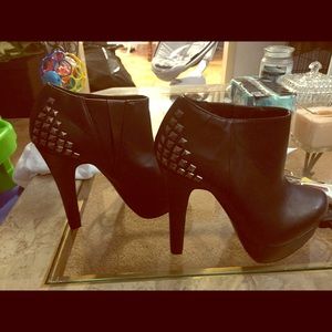 Madden girl booties!