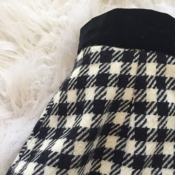 🔴Sold in bundle| Vintage Escada skirt - Picture 4 of 4