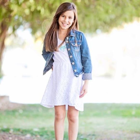 Meet your Posher, Veronnica - Picture 1 of 1