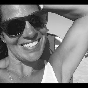 Meet your Posher, Vickie