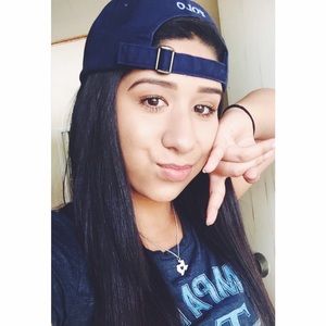 Meet your Posher, Celine