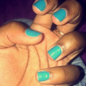 Meet your Posher, Antoinette