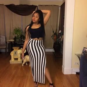 Meet your Posher, Monet