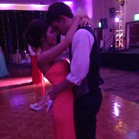 💫✨Meet your posher✨💫 - Picture 2 of 4