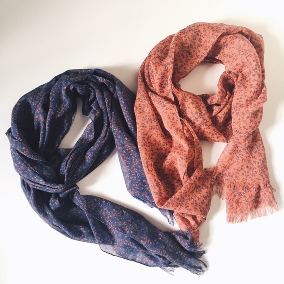 2 Long scarves