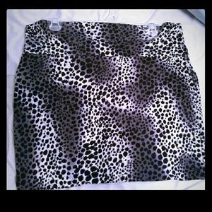 Grey/Black Animal print skirt