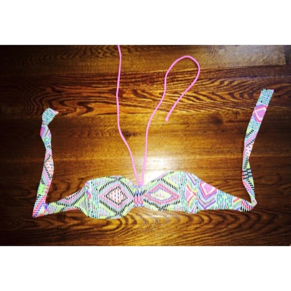 Swim suit top