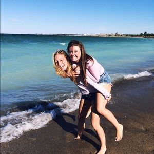 Meet your Posher, Rachel