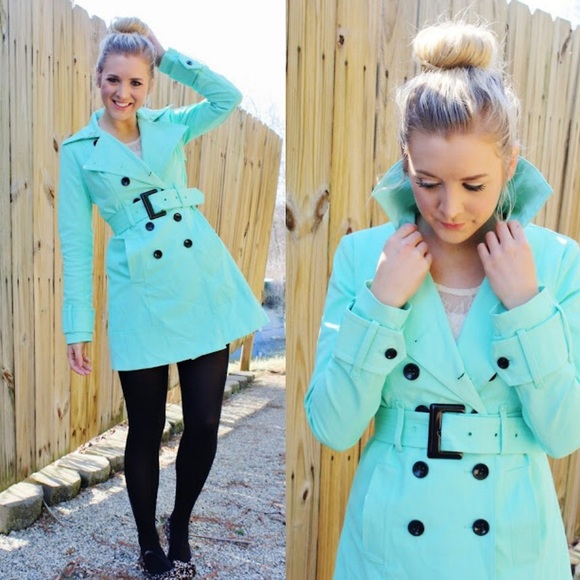 REDUCED! New York & Co trench coat