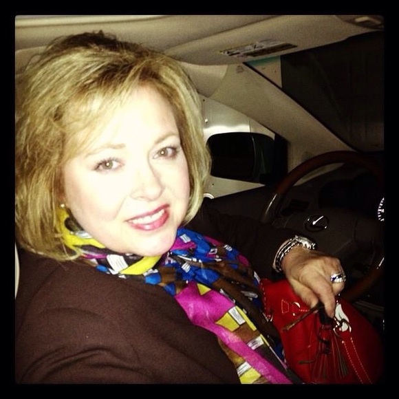 Meet Your Posher, Kimberly!