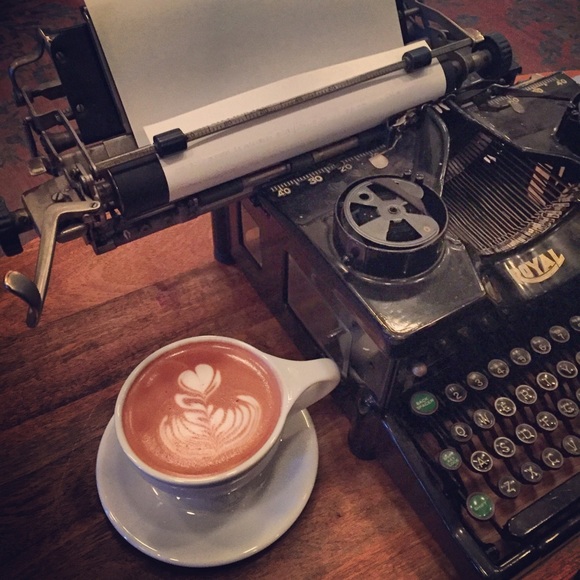 Meet your Posher, Sarah - Picture 4 of 8